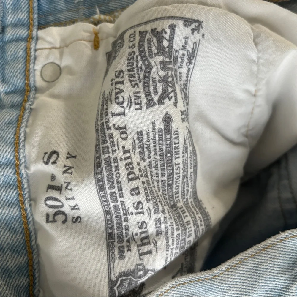 Levi’s 501 S Light Wash Jean Button Fly * - Picture 6 of 7